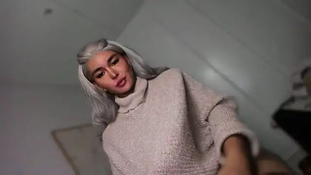 TheQueenNextDoor webcam