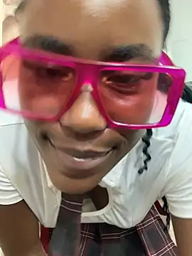 BeautyInBlackX webcam