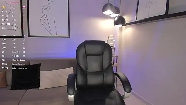 lizzhamilton__ - LizzHamilton__'s free webcam - UK Sex Cams