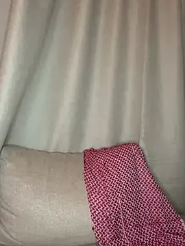 Arab-mimi from StripChat is Freechat