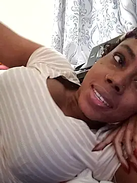 HONEYSWEETS_LIVE webcam