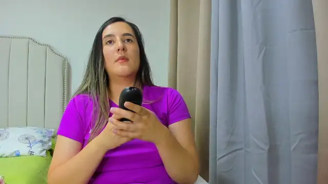 hanna86 - Hanna86's free webcam - UK Sex Cams