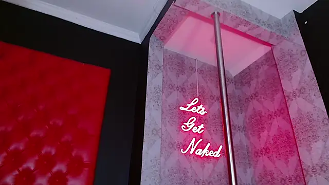 CrystalBrooke3x webcam