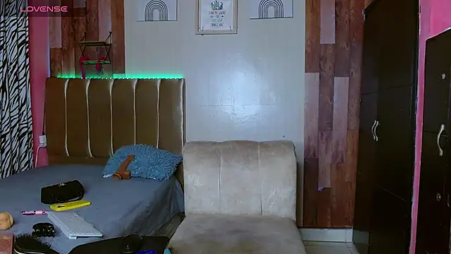 electrabrowns webcam