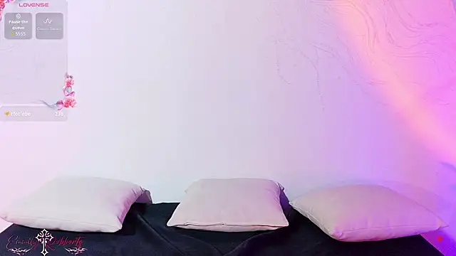 emmi_roberts - Emmi_Roberts's free webcam - UK Sex Cams