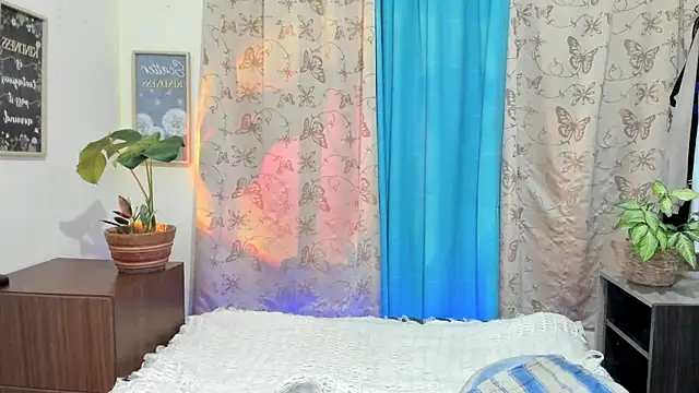 Angel_White25 webcam