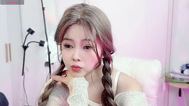 美女Memeli0在线直播