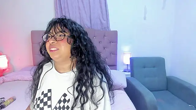 Latinabombsheell webcam