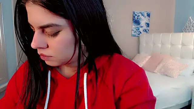 _Maddison_Ivanova_ webcam