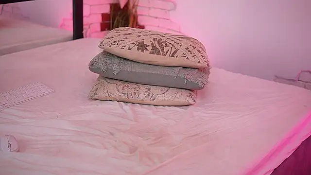 calliedoll - CallieDoll's free webcam - UK Sex Cams