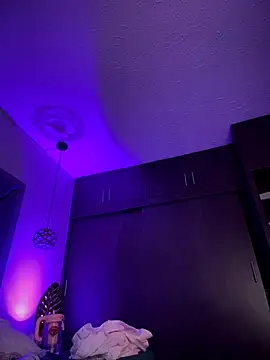 TweetiePieXXX webcam