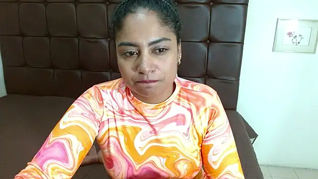 luna_fyre - Luna_Fyre's free webcam - UK Sex Cams