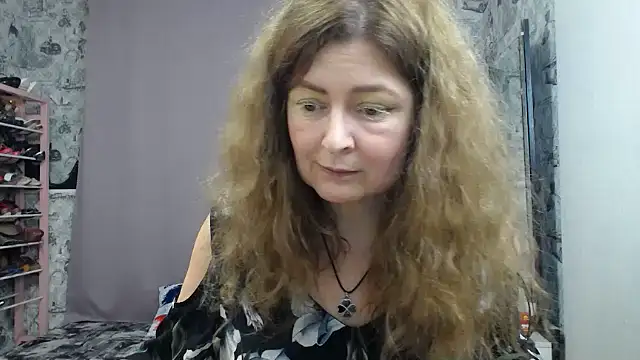 Helen1974 webcam