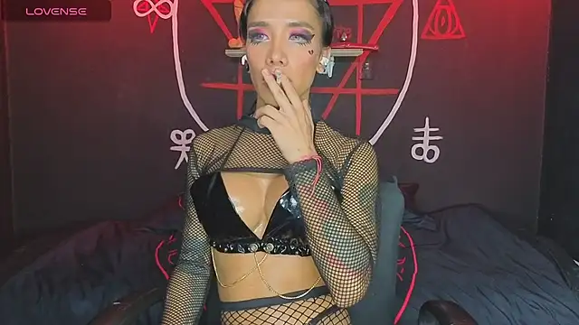 victoriavampire666 - Victoriavampire666's free webcam - UK Sex Cams