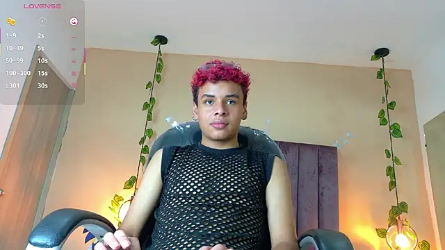 xavier_fox___ - Xavier_Fox___'s free webcam - UK Sex Cams