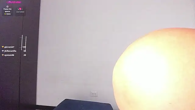 AvaFerrera — TWERK SHOW + ASS CLAP