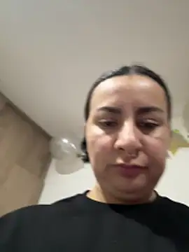 Webcam Model (Abril_Luv)  is live.Free join now!