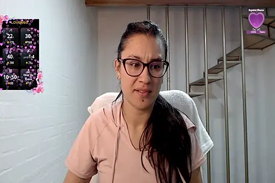 Jessie_Desire webcam