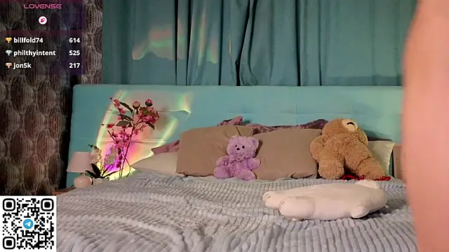 Aurora_Bennet webcam