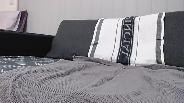 lilchristian@xh webcam