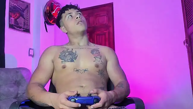 Dominic_Biker__ webcam