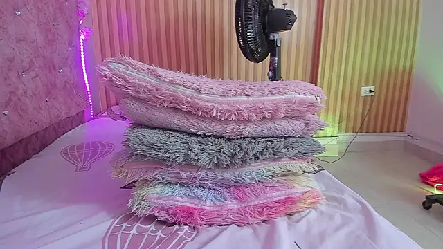 violet_taylor_ webcam