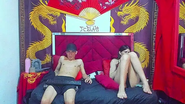 Pride_couple webcam
