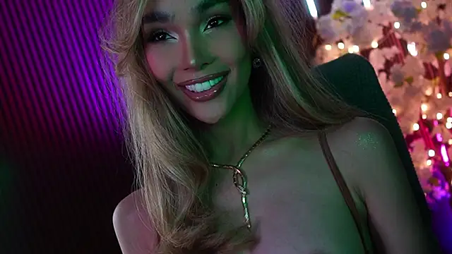 xxforyoureyesonlyxx webcam