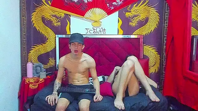 Pride_couple webcam