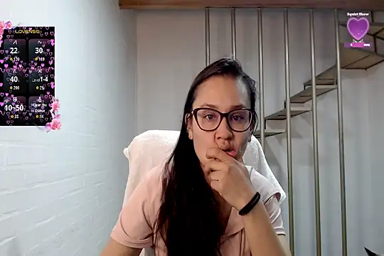 Jessie_Desire webcam