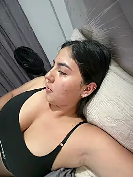 Sofia_Collins- webcam