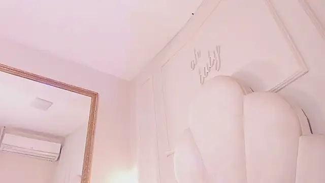 Kaylachannell webcam