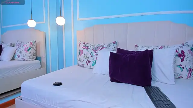 ashley_foox - Ashley_foox's free webcam - UK Sex Cams