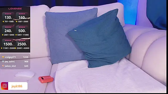 Guccy_Boy_Club webcam