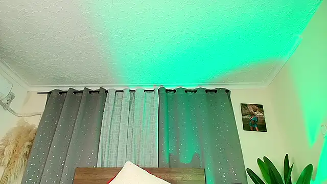 ViolettGomez_93 webcam