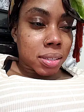 HONEYSWEETS_LIVE from StripChat is Freechat