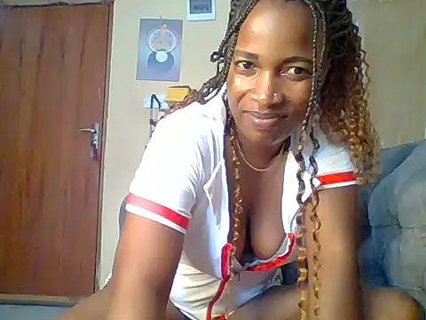 Chiky_Nurse webcam
