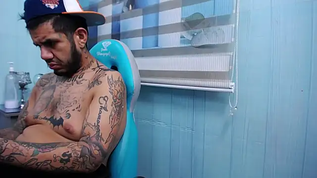 allison_max_tattoo webcam