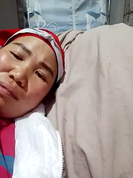 Live sex cam of jienrrr