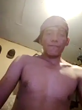 Cloud0nMycock webcam