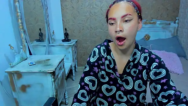 Megane_whitte webcam