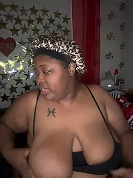 Chocolatebunnyxx96 webcam