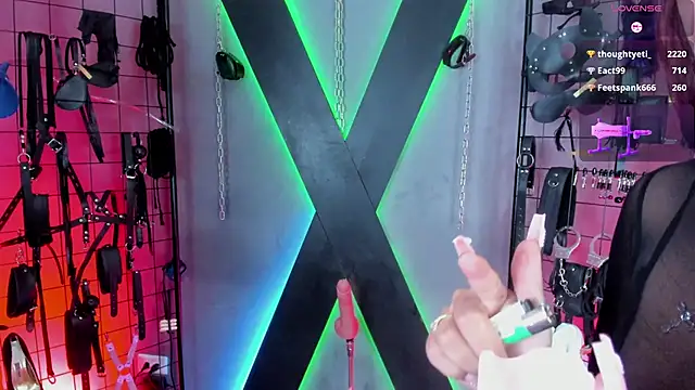 MissScarlet_Ela_bdsm webcam
