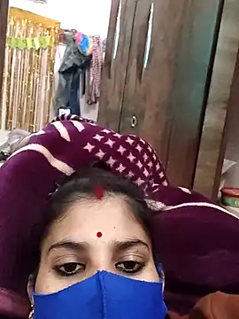 Webcam Model (Maahi-Queen) is live