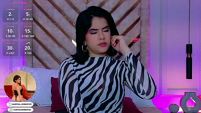 Martina-Roberts- webcam