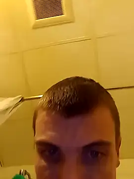 jizzyglizzy92 webcam