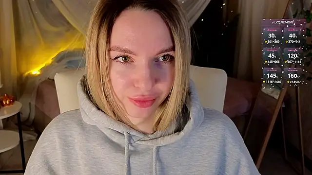 molly_crystal - Molly_crystal's free webcam - UK Sex Cams