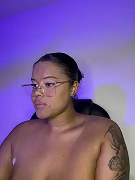 Antonella_03s webcam