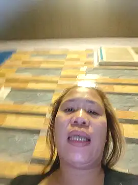 squirtshantal webcam