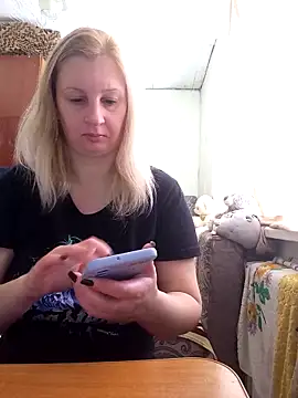 bustyblond - BustyBlond's free webcam - UK Sex Cams